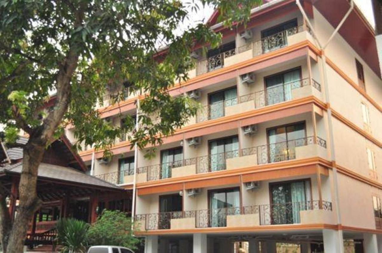 Baankhun Chiang Mai Hotel — Fotos 2